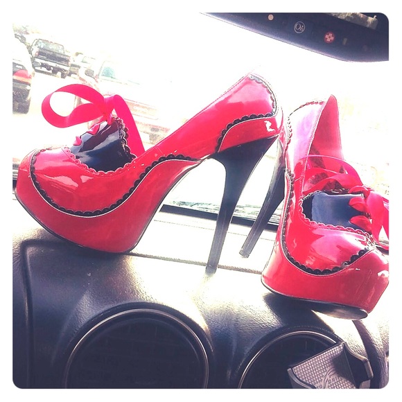 Bordello Shoes - Red & Black corset style heels